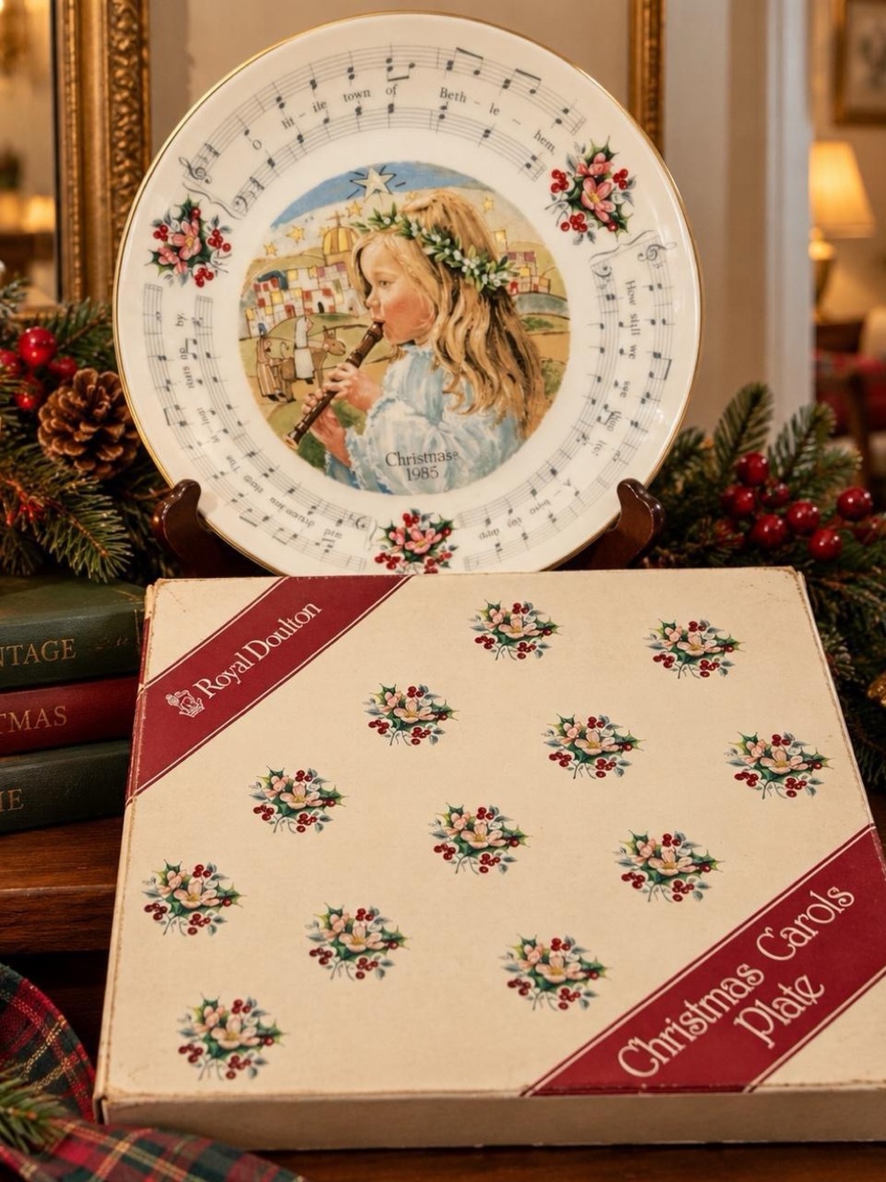 Royal Doulton Christmas Carols Plate - White with Festive Illustration 1985